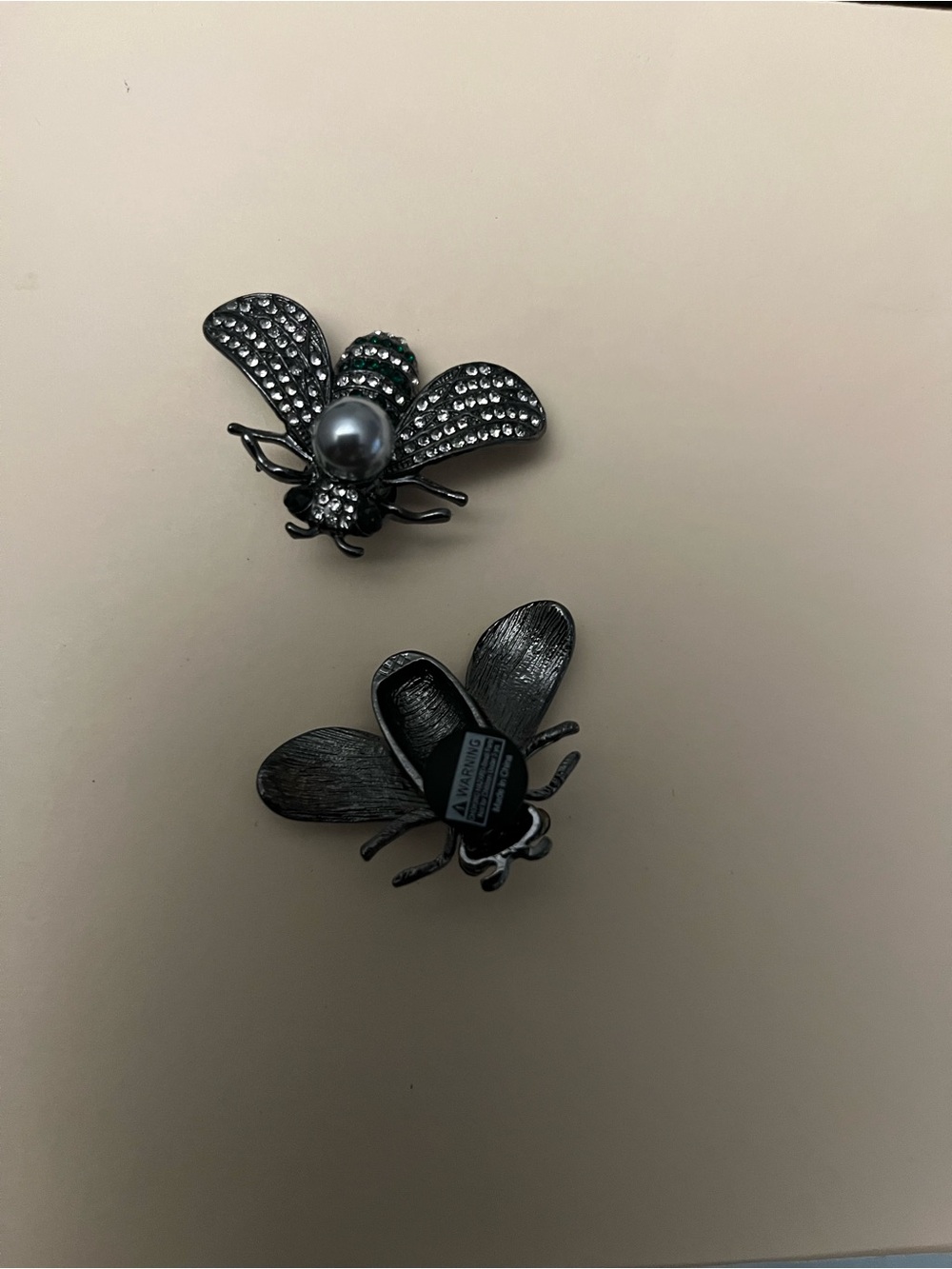 Rhinestone Bee Croc Charms with Pearl Accent - Gunmetal